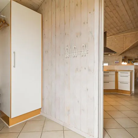 Lakolk Xi Feriehus Romo